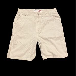 White knee cut jorts